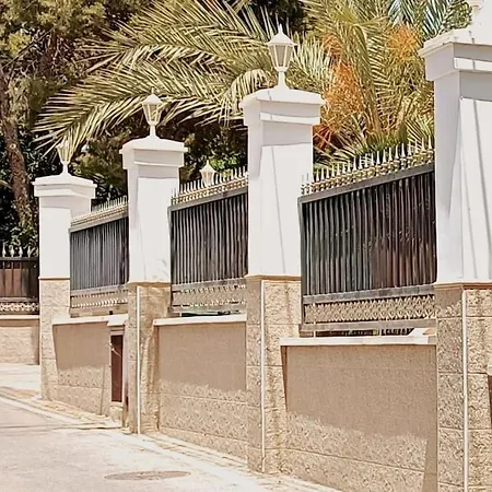 Alicante Ideal Familias Piscina Barbacoa Holiday home